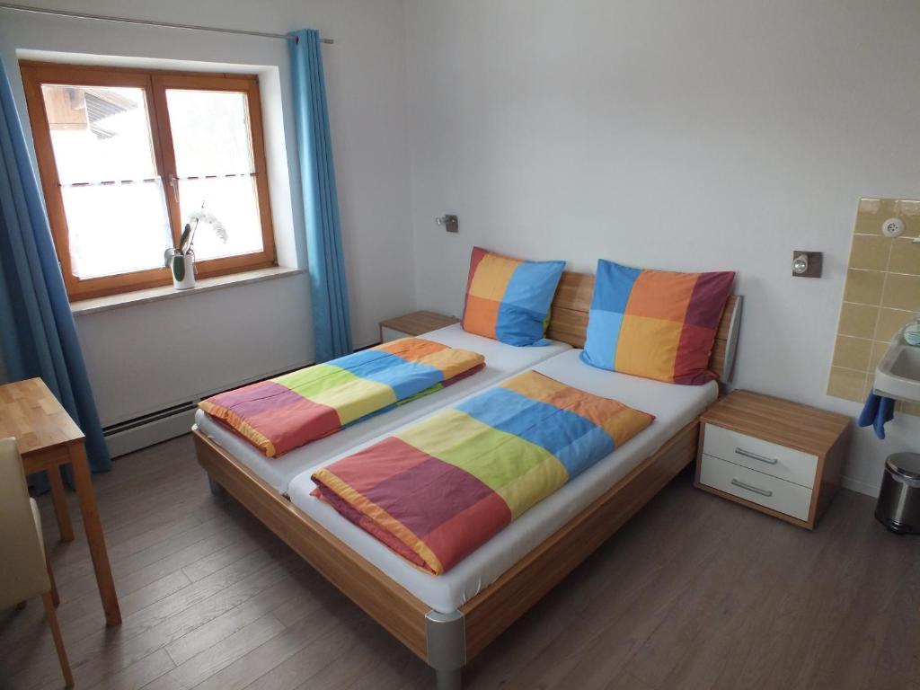 Hostel Dreimäderlhaus Rieden Füssen Zimmer foto